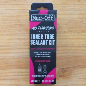 Muc-Off No Puncture Hassle – Sellante para Cámaras de Aire 300 ml