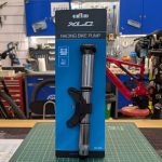 XLC PU-M02 MINI HINCHADOR MTB 220 mm 7 BAR ALUMINIO PLATA