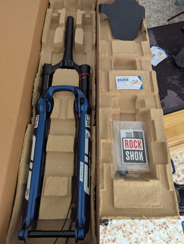 RockShox SID SL Ultimate Race Day 3P 110 29" Tapered Boost + Regalo