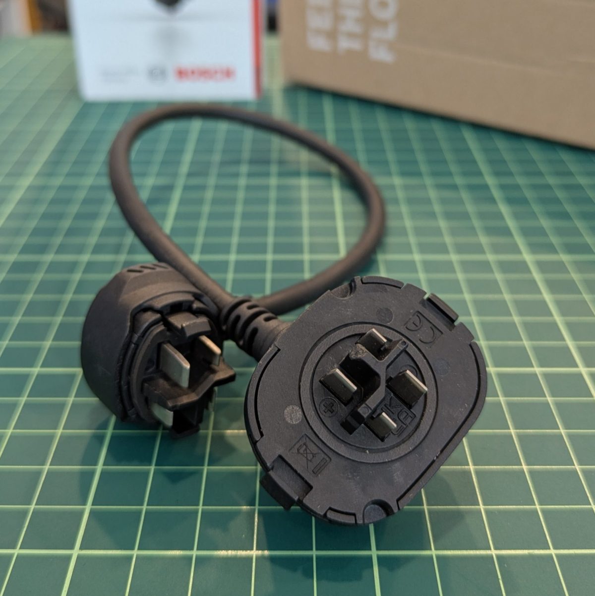 Cable de conexión Bosch PowerMore 250 - 300 mm (BCH3923_300) - Imagen 1