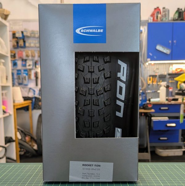 Schwalbe Rocket Ron Performance Addix TLR 26x2.25"